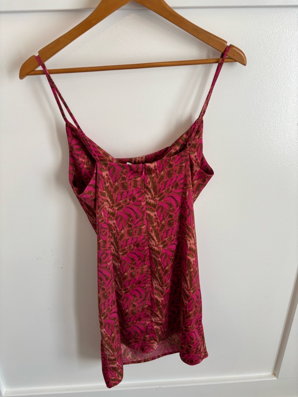 Urban Outfitters Summer Vacation Pink/Brown Patterned Scoop Neck Mini Slip Dress - Picture 2 of 9